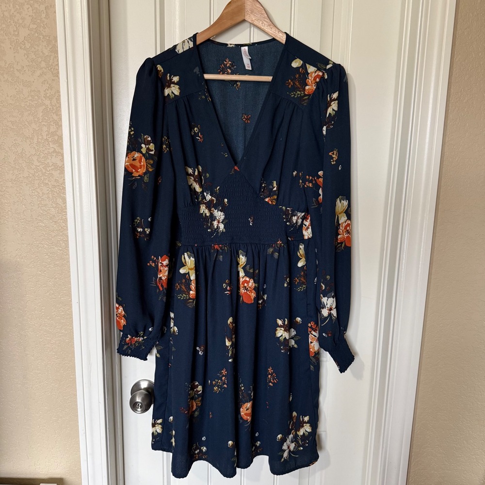Xhilaration Navy Floral‎ Smocked Waist Long Sleeve V Neck Mini Dress Womens M - Picture 2 of 8